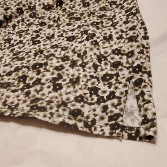 Michael Kors Blouse. Large - Picture 4 of 5